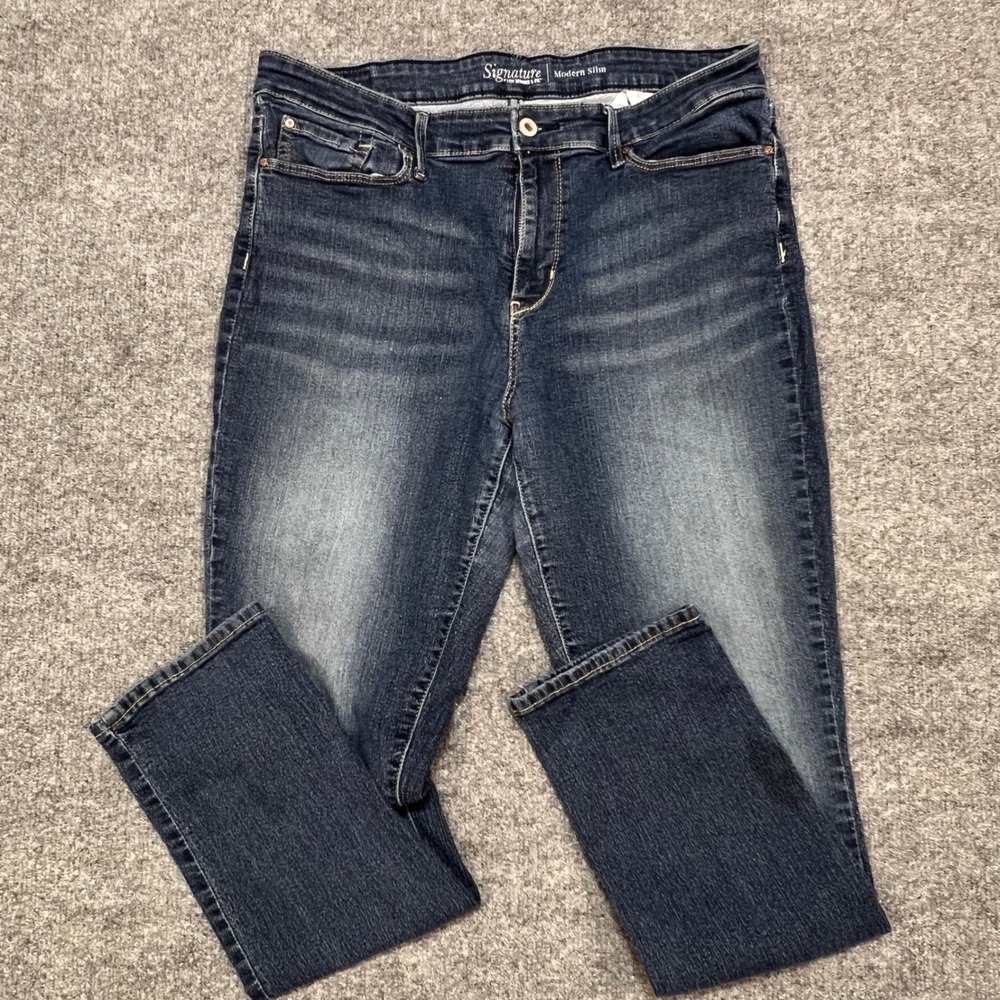 Signature by Levi Strauss Modern Slim Women 16L Dark Wash Stretch Jeans